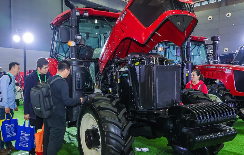 加快农机创新bob体b体育软件中试验证和熟化应用，将生产急需、群众欢迎的农机创新bob体b体育软件纳入补贴范围